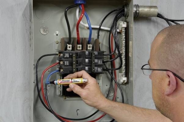 Il costo per il rifasamento dell'impianto elettrico è generalmente abbordabile.