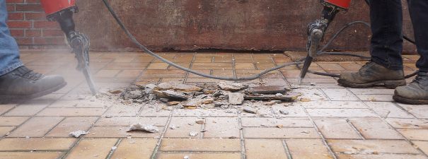 I prezzi per la demolizione di un pavimento dipendono dal tipo di materiale.