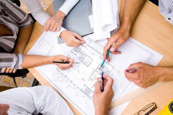 Elaborato planimetrico, quale il costo? La fase della verifica definitiva da parte dei progettisti.