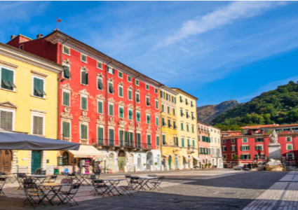 Una guida per calcolare i prezzi della ristrutturazione casa a Carrara.