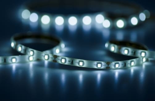 I costi per un impianto di illuminazione LED a Lecco dipendono da vari fattori, fra cui la superficie da illuminare.