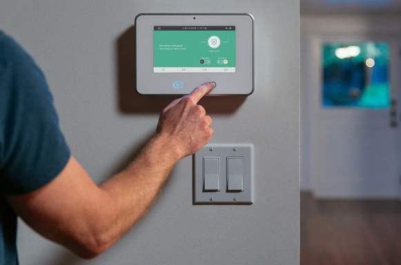 I costi per l'installazione di un antifurto in casa a Biella dipendono dal tipo di sistema e dal numero di sensori che si vogliono posizionare.
