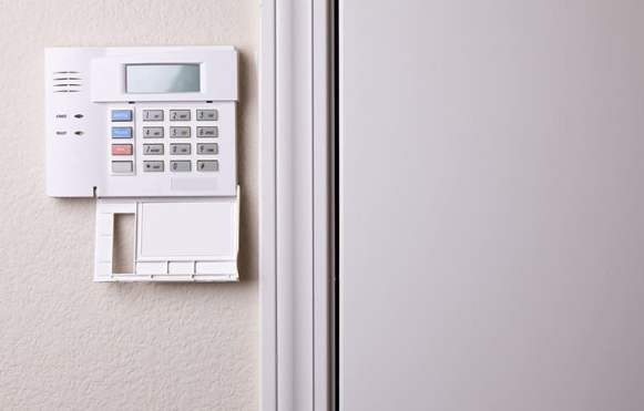 Il costo per l'acquisto e l'installazione di un antifurto per la casa a Imperia dipende dal tipo di sistema scelto e dall'estensione dell'area da controllare.