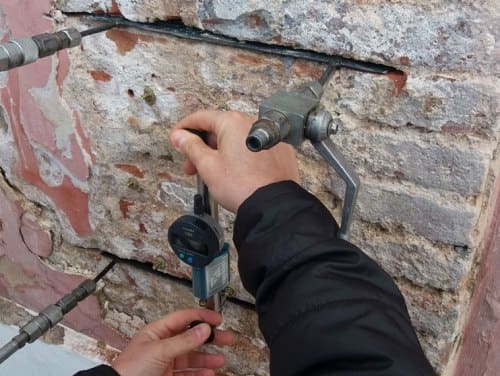 Il costo di una prova con martinetto piatto può arrivare a circa 2.000 euro.