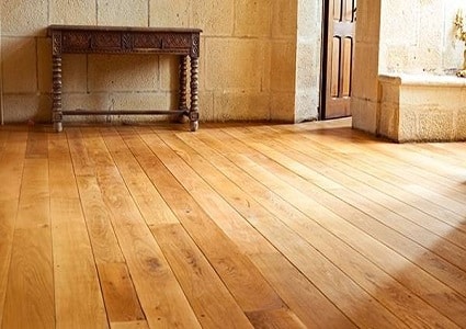 Un pavimento in parquet è bello ed elegante e per sapere quanto costa sarà bene confrontare diversi preventivi