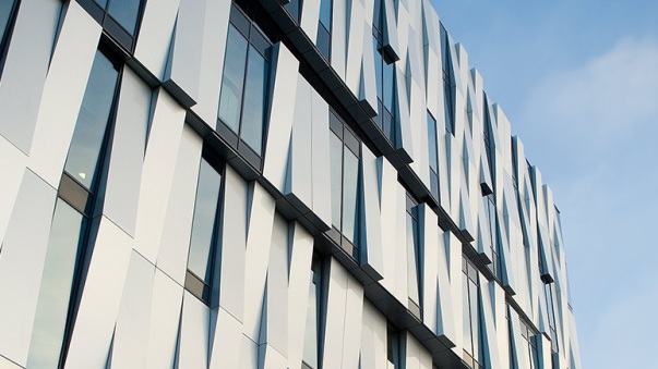 per sapere quanto costa una facciata ventilata è bene richiedere e confrontare più preventivi