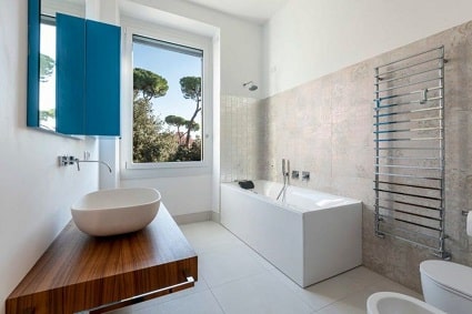 Un articolo che mostra quanto costa la ristrutturazione di un bagno a Piacenza.