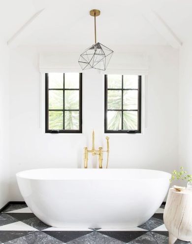 Ristrutturazione casa Corsico. Un bagno ristrutturato con formula 