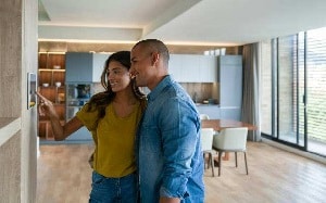 Per automatizzare gli infissi devi richiede la consulenza di abili elettricisti della tua zona