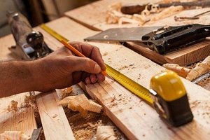 Per cercare un falegname che possa realizzare un qualche lavoro, ti conviene chiedere dei preventivi su Edilnet