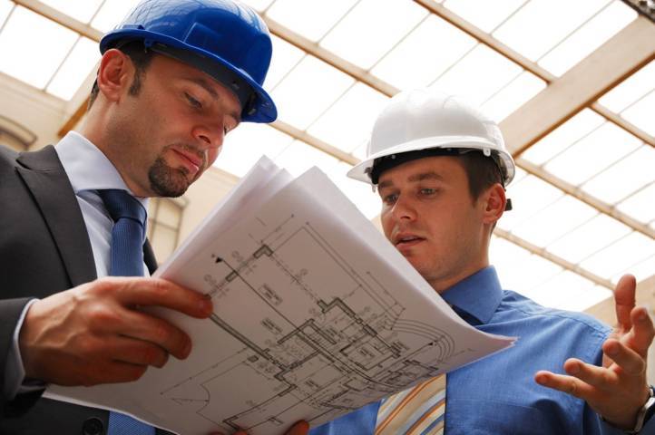 A volte le pratiche comunali relative a lavori edili possono richiedere l'assistenza di ingegneri esperti e qualificati.