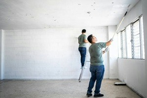 La pittura della tua casa deve essere eseguita solo da imbianchini professionisti. Puoi confrontare 4 preventivi degli imbianchini della tua zona su Edilnet.