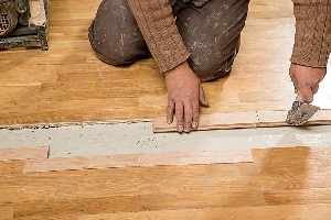 Per riparare il parquet rotto o rovinato puoi chiedere preventivi a parquettisti della tua zona su Edilnet