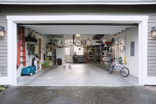Per poter ricevere fino a 4 preventivi per una ristrutturazione garage è sufficiente inviare una richiesta su Edilnet.it.