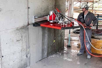 Per eseguire un'operazione di taglio cemento armato converrà richiedere preventivi ad imprese specializzate della propria città. Confronta 4 preventivi online gratuitamente su Edilnet.