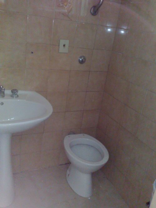 Demolizione Tetto Spiovente e Rifacimento con Isolante - Foto 1