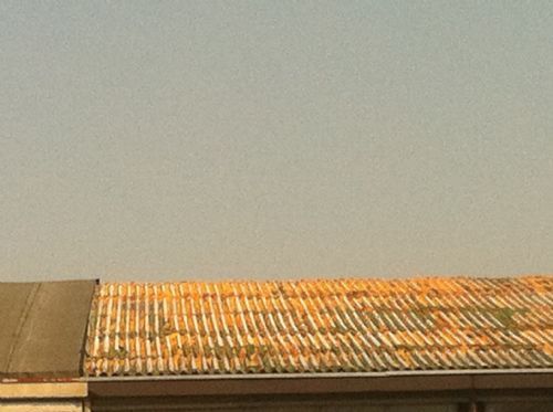 AVREI BISOGNO DI UN PREVENTIVO PER LA COPERTURA DI UN TETTO IN ETERNIT DI C.CA MQ. 1000. - Foto 1