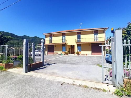 Montaggio e nolo di ponteggio di circa 600 mq - Foto 1
