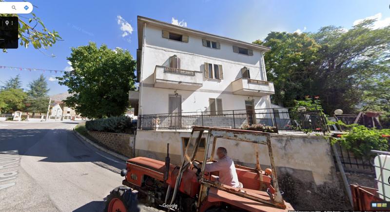 Nolo di ponteggi a Massa D Albe (AQ) - Foto 1