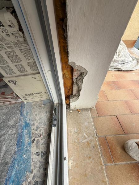 Rifilatura spallette finestre appartamento a Desenzano del Garda (BS) - Foto 2