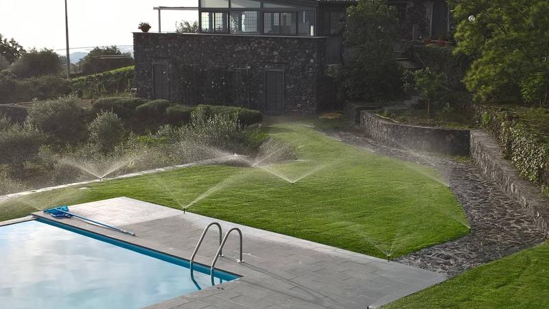 Progettazione e Realizzazione Giardini e impianti Irrigazione - Foto 2