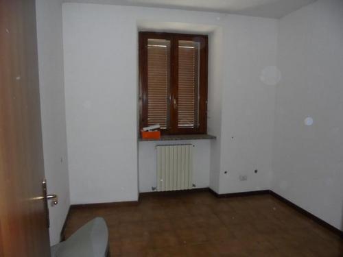 Riparazione e vernciatura di 6 finestre in legno - Foto 2
