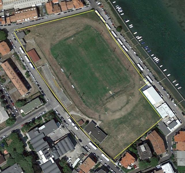 Foto 1 per la domanda: Costo di costruzione Campo di calcio