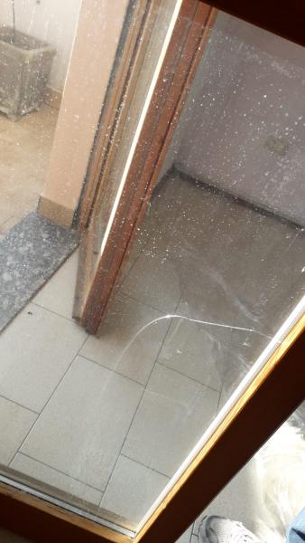 Come sostituire il vetro di una porta un po vecchi...