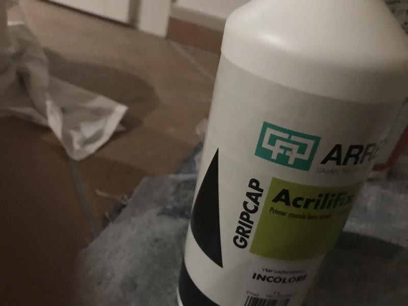 Foto 3 per la domanda: Fissativo per un abbassamento in cartongesso: aiuto!?
