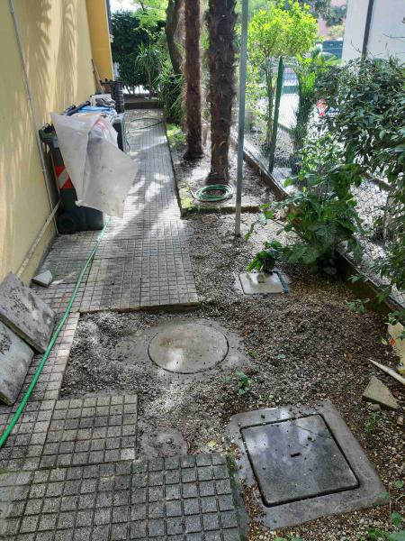 Foto 2 per la domanda: Devo rifare impianto dalla fossa biologica alla fogna in quanto intasato