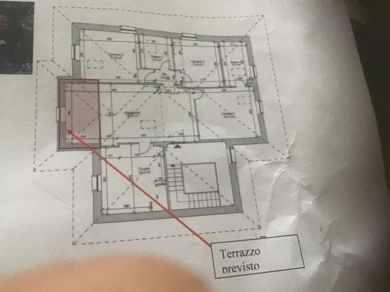 Foto 1 per la domanda: Posso ricavare un terrazzino a tasca sul sottotetto?