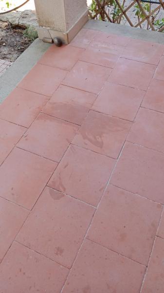 Come rimuovere una macchia d’olio dal cotto estern...