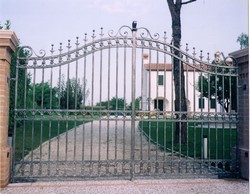 Bruniera Luigi Manufatti In Ferro Battuto