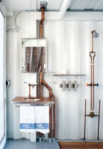 La realizzazione di un bagno industrial a Sesto San Giovanni.