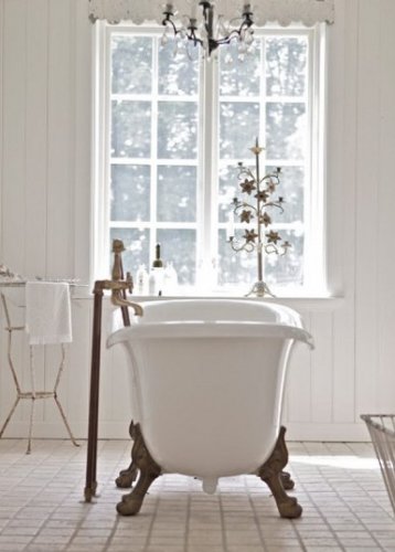 Ristrutturazione bagno Parabiago. Bagno con elementi Shabby Chic.