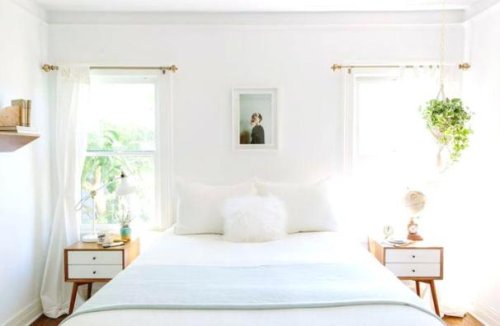 Una casa ristrutturata in stile minimal a Verbania.