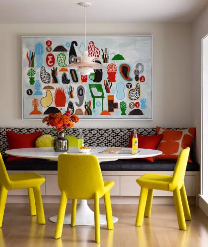 Una casa ristrutturata in stile moderno a Salerno.