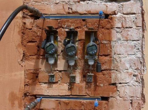 Realizzazione di una prova con martinetto piatto