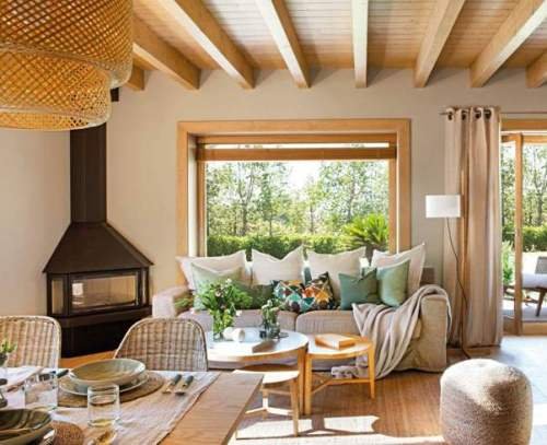 Gli interni di una villa ristrutturata a Palestrina, in provincia di Roma.
