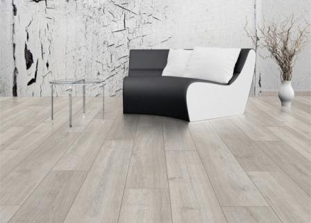 Un pavimento in laminato.