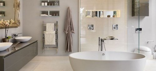 Il render per un bagno di lusso a Varese.