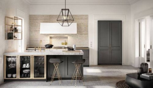 Ristrutturazione casa Cormano. Cucina con rivestimenti in marmo.