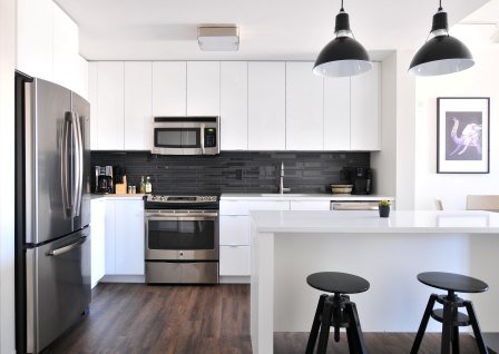 La ristrutturazione di una cucina a Cologno Monzese eseguita da un'azienda iscritta ad Edilnet.it.