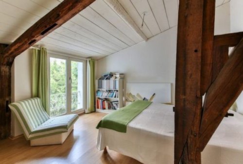 Un sottotetto opportunamente isolato e reso abitabile.