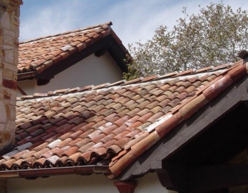 Il tetto di una villa presso Padova completamente rinnovato e ristrutturato.