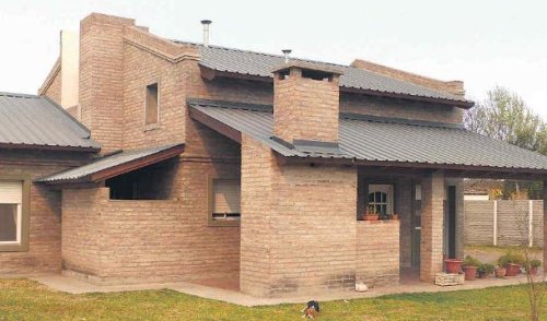 Il tetto di una villa a Modena, da poco ristrutturato.