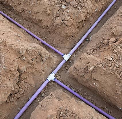 Tubazioni interrate per l'acqua per l'irrigazione.
